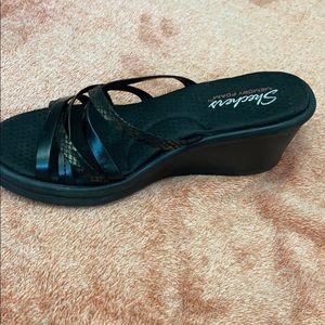 👠Skechers wedges/heels👠